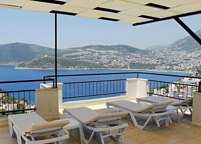 Kirlangic Apart Kalkan