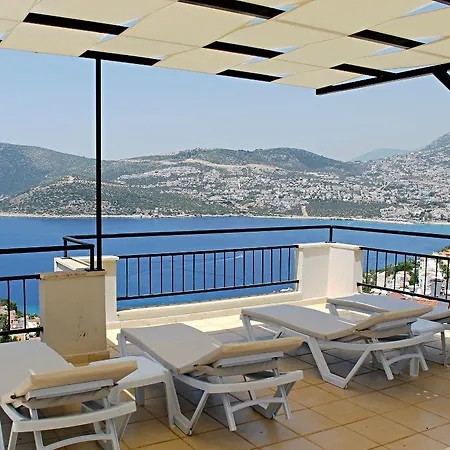 Kirlangic Apart Kalkan