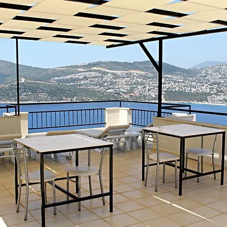 Kirlangic Apart * Kalkan